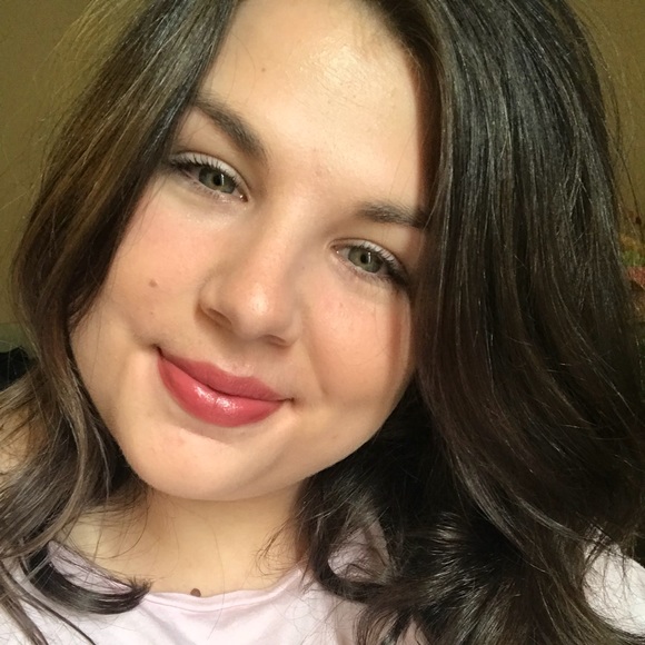 Welcome to my closet ✨ - Picture 1 of 1